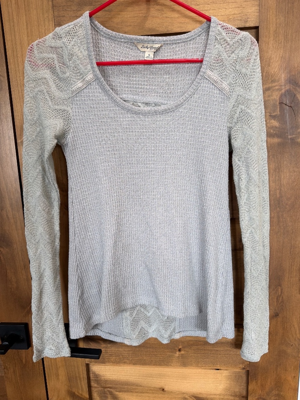Beautiful scoop neck with tons of detail on front & back